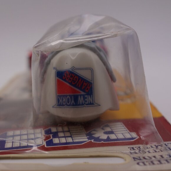 Limited Edition Pez NHL New York Rangers w/ Cherry Candy Made in USA Lot# 148792 - Picture 12 of 15